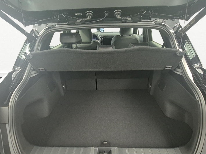 Vehicle image LEXUS LBX