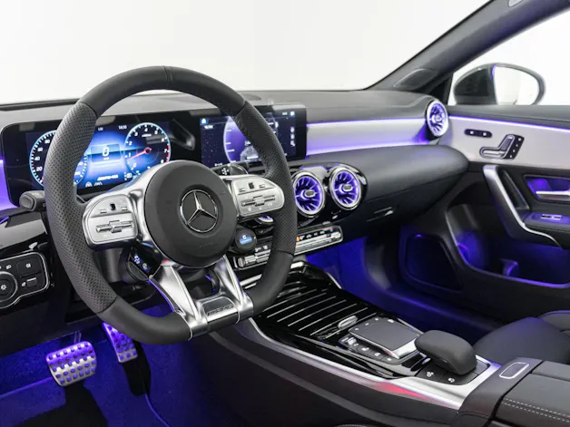 Mercedes-Benz CLA 35 AMG 4MATIC Shooting Brake