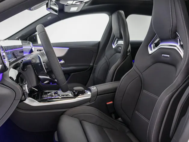Mercedes-Benz CLA 35 AMG 4MATIC Shooting Brake