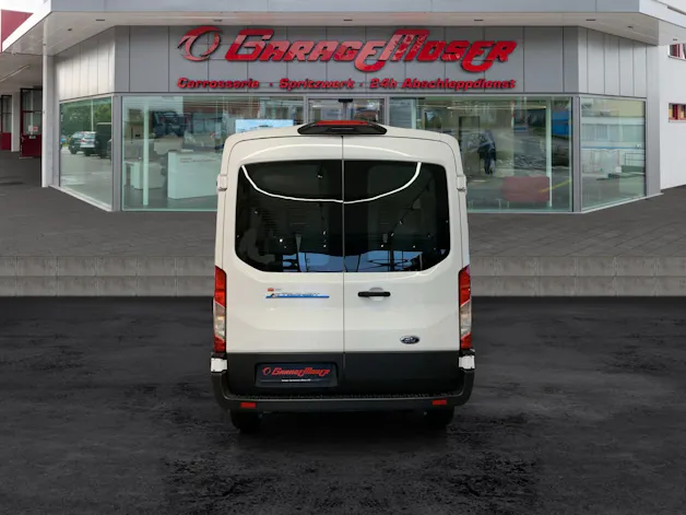 Ford E-Transit 13 Plätzer Personentransport