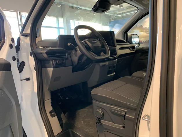 Ford Transit C Van 320 L1 2.5 Duratec 233 Trend PHEV