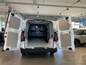 Ford Transit C Van 320 L1 2.5 Duratec 233 Trend PHEV