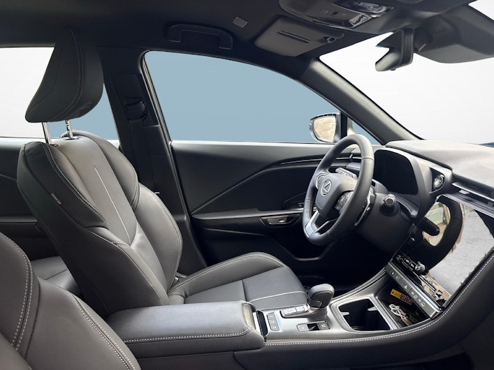 Vehicle image LEXUS LBX