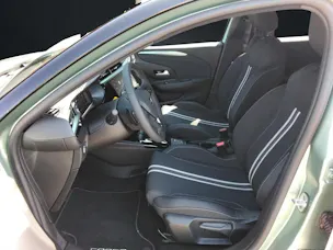 Opel Corsa 1.2 T Hybrid Sporthilfe