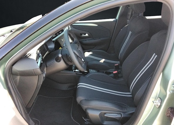 Vehicle image 6 Vehicle image 6