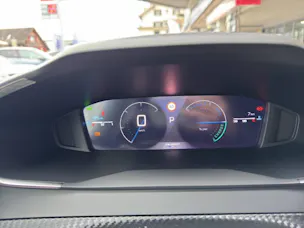 Peugeot 2008 1.2 Hybrid Allure Premium
