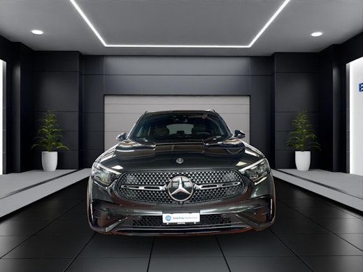 MERCEDES-BENZ GLC 200 AMG Line 4matic 1