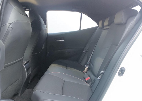 Vehicle image 8 Vehicle image 8