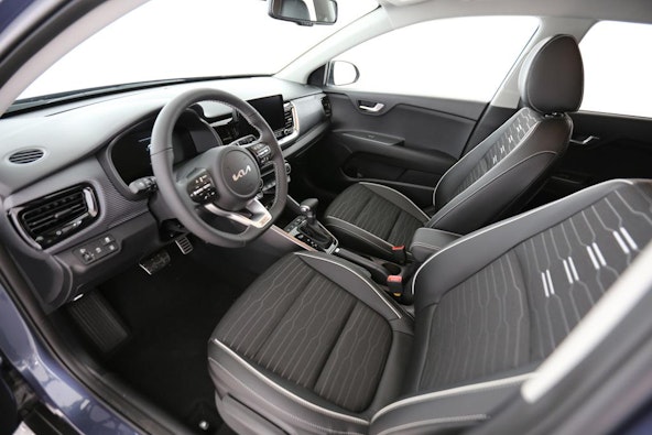 Vehicle image 3 Vehicle image 3