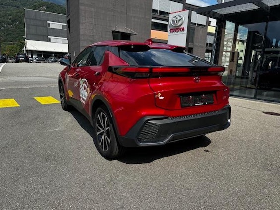 Vehicle image 8