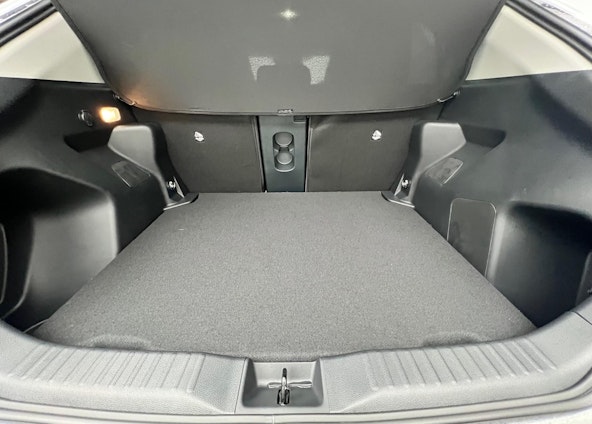 Vehicle image 8 Vehicle image 8