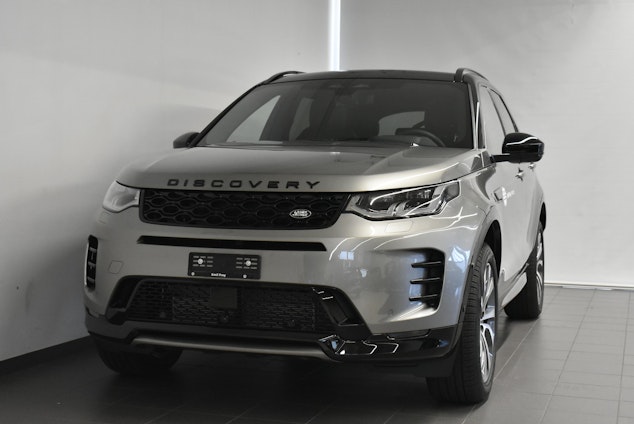 First vehicle image