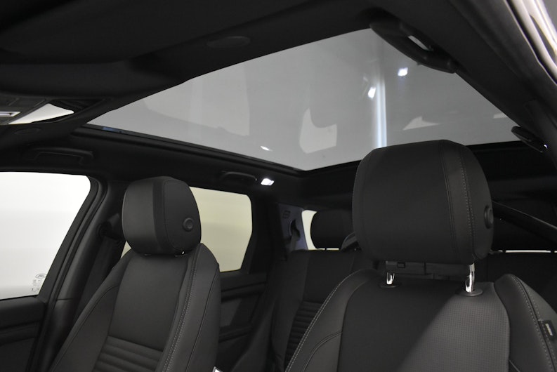 Vehicle image LAND ROVER DISCOVERY SPORT