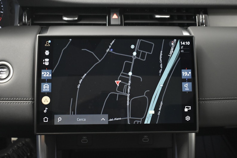Vehicle image LAND ROVER DISCOVERY SPORT