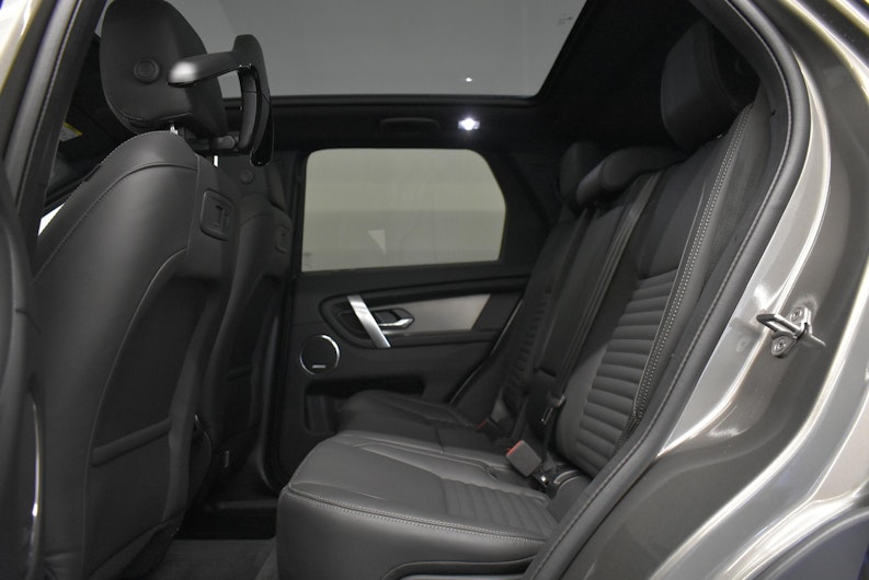 Vehicle image LAND ROVER DISCOVERY SPORT