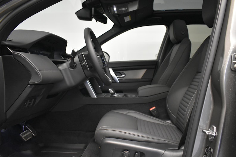 Vehicle image LAND ROVER DISCOVERY SPORT