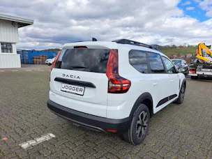 Dacia Jogger extreme+ hybrid 140 5-Plätzer
