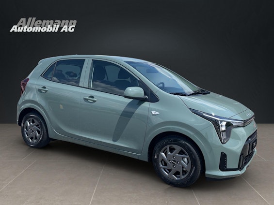 Vehicle image 6 Vehicle image 6