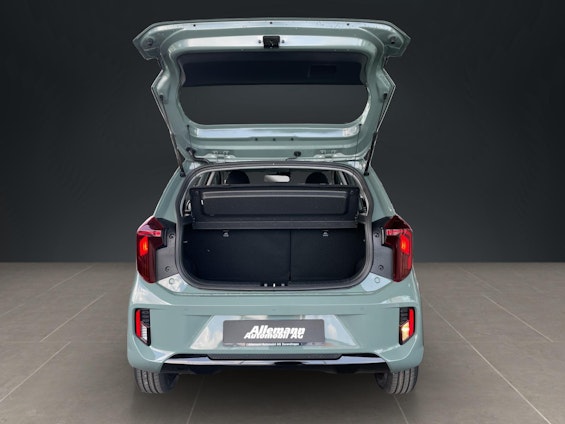 Vehicle image 15 Vehicle image 15