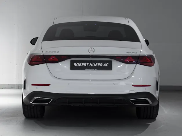 Mercedes-Benz E 220 d 4MATIC