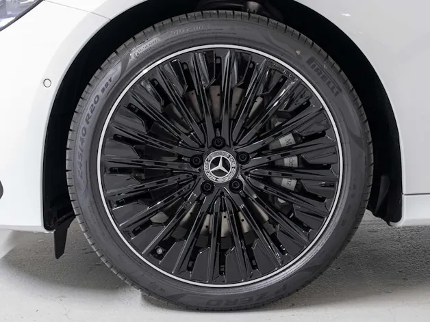 Mercedes-Benz E 220 d 4MATIC