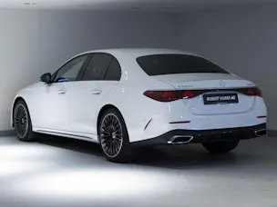 Mercedes-Benz E 220 d 4MATIC