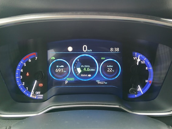 Vehicle image 14