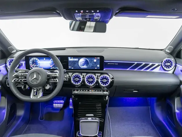 Mercedes-Benz A 35 AMG 4MATIC