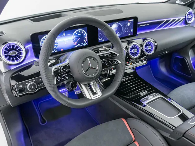 Mercedes-Benz A 35 AMG 4MATIC
