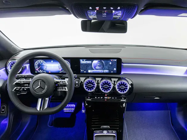 Mercedes-Benz CLA 200 Shooting Brake