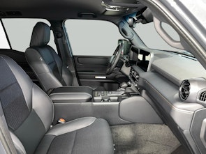 Vehicle image TOYOTA Land Cruiser 2.8 D 48V Style