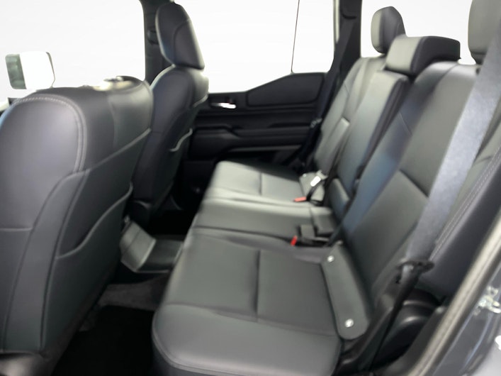 Vehicle image TOYOTA LANDCRUISER