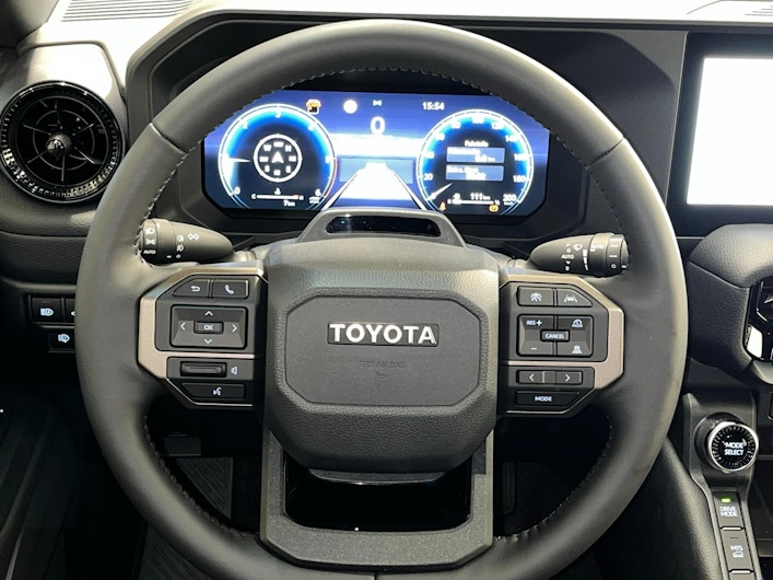 Vehicle image TOYOTA LANDCRUISER