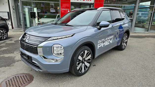 Mitsubishi Outlander 2.4 PHEV Instyle 4x4