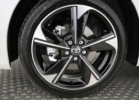 Vehicle image 23 Vehicle image 23