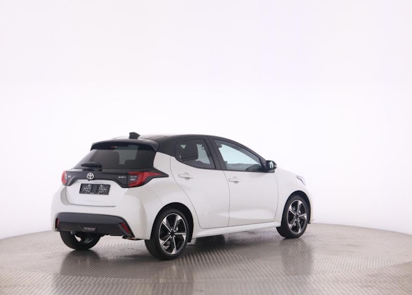 Vehicle image 2 Vehicle image 2