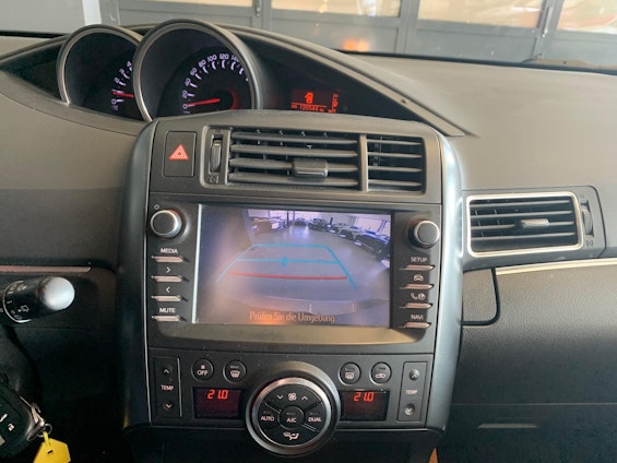 Vehicle image 3 Vehicle image 3