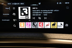 Vehicle image PEUGEOT 3008 1.2 Hybrid Allure