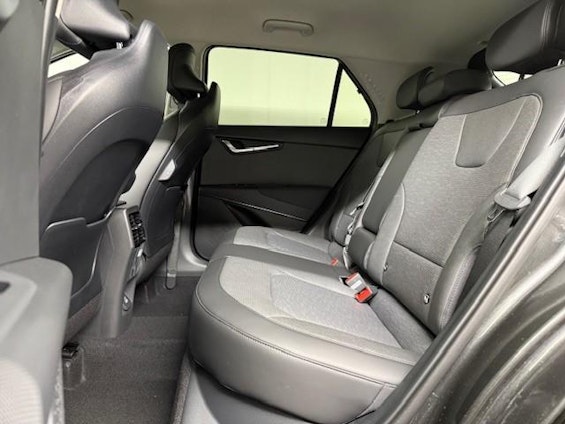 Vehicle image 5 Vehicle image 5