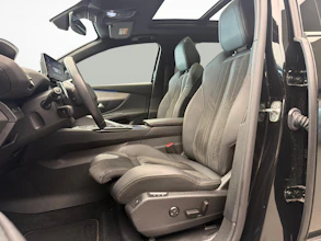 https://vehicle.imgix.net/3941140/7d63698a-540b-40d3-86e2-8c75299f4f6e.jpg
