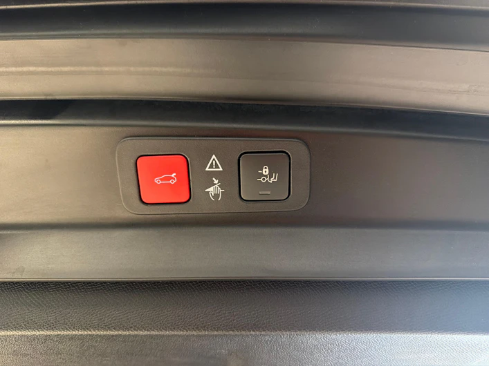 image du véhicule PEUGEOT 5008