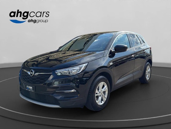 First vehicle image