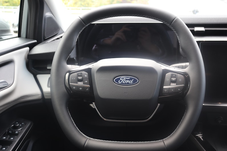 Vehicle image FORD PUMA