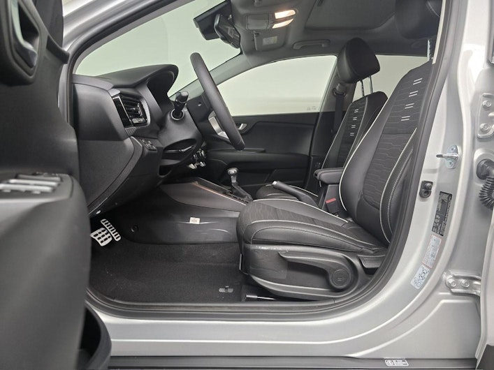 Vehicle image KIA STONIC