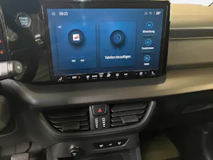 Ford E-Transit Courier Van Trend