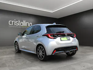 Toyota Yaris 1.5 VVT-i HSD GR Sport