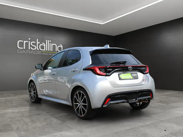 Toyota Yaris 1.5 VVT-i HSD GR Sport