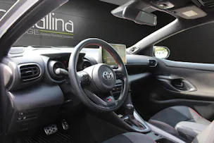 Toyota Yaris 1.5 VVT-i HSD GR Sport