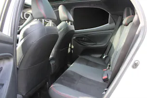 Toyota Yaris 1.5 VVT-i HSD GR Sport