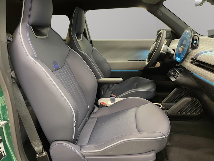 Vehicle image MINI MINI